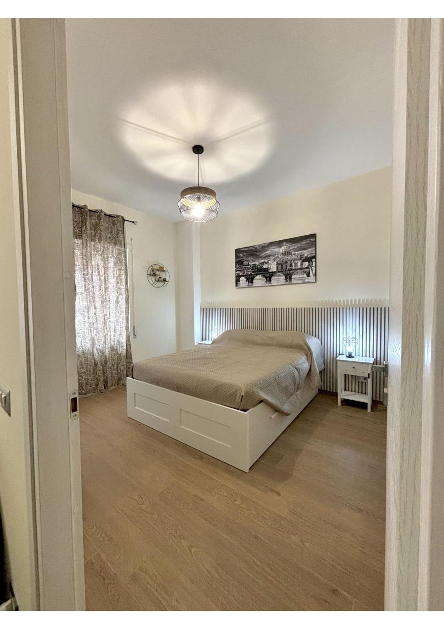 Casa Blaserna Nel Cuore Dello Shopping A Marconi E Trastevere Vakantiehuis