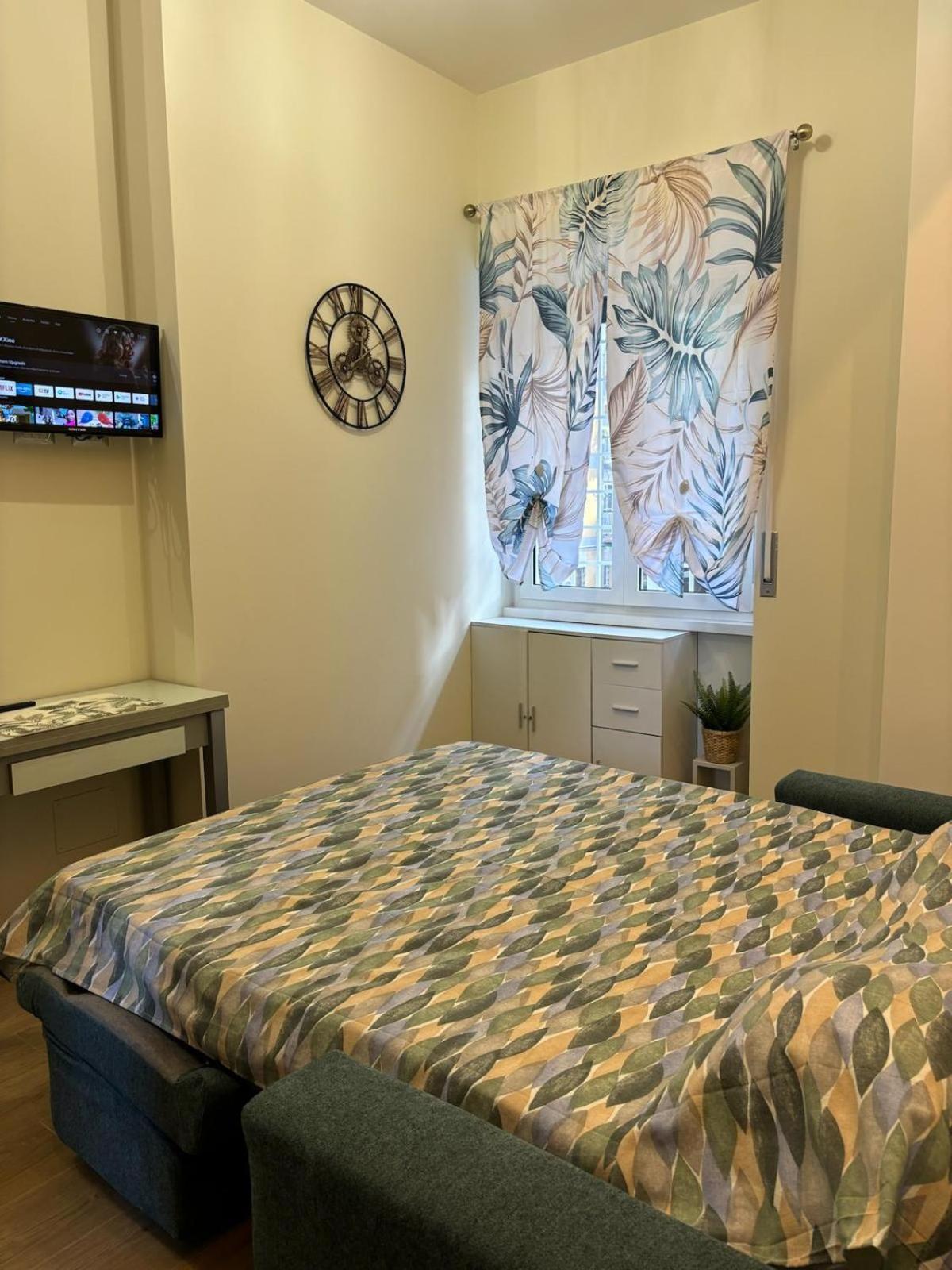 Casa Blaserna Nel Cuore Dello Shopping A Marconi E Trastevere Vakantiehuis